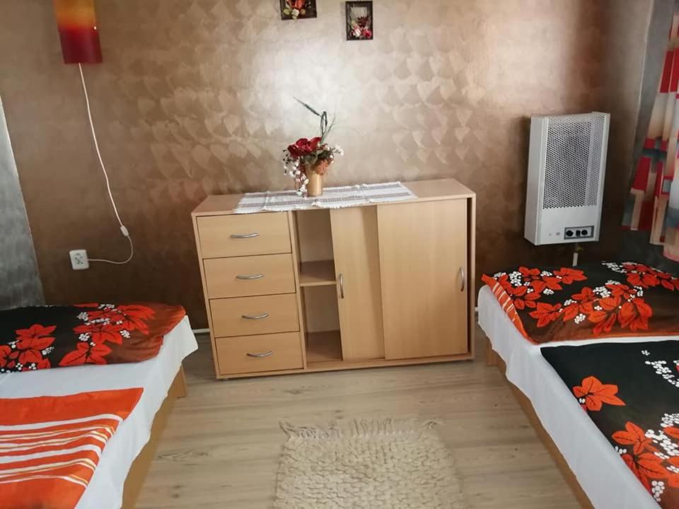 Chata Alba Regia Appartement Jahodná Buitenkant foto