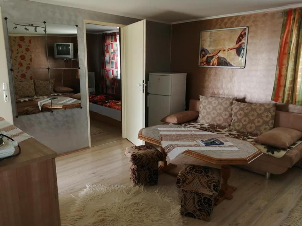 Chata Alba Regia Appartement Jahodná Buitenkant foto